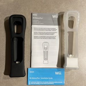 Nintendo Wii Motion Plus (pair) with Nunchuck